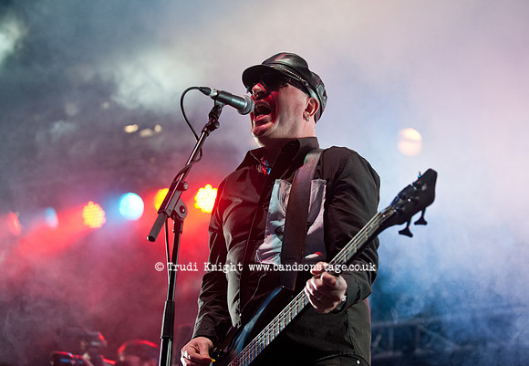 Ginger Wildheart Sonisphere 2011