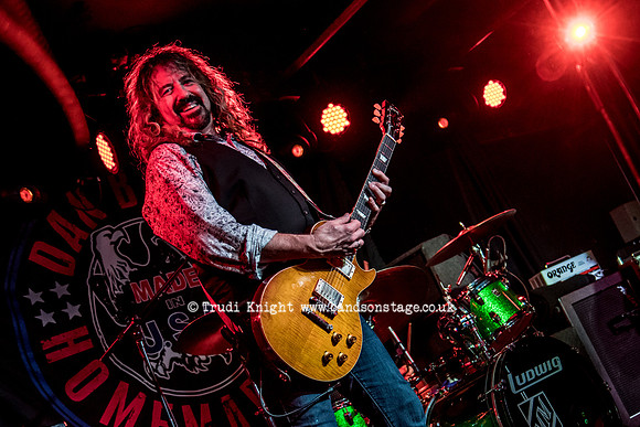 Dan Baird & Homemade Sin